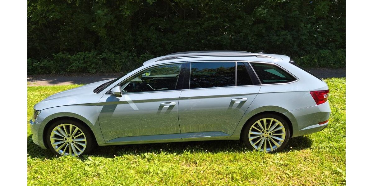 Skoda Superb 196.000 km 12.900 &euro; Schwelm 58332