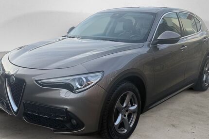 Alfa Romeo Stelvio 184.070 km 12.800 &euro; Düsseldorf 40589