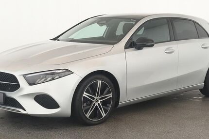Mercedes-Benz A 250 20.200 km 31.984 &euro; Neuss 41464