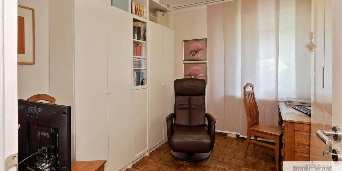 Einfamilienhaus Düsseldorf Hassels Hassels - 1 Zimmer, 266 m&sup2;, 849.000&euro; | Angebot:26018439