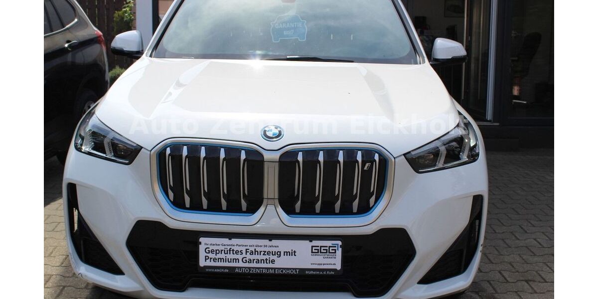 BMW iX1 22.400 km 35.950 &euro; Mülheim a.d.Ruhr 45472