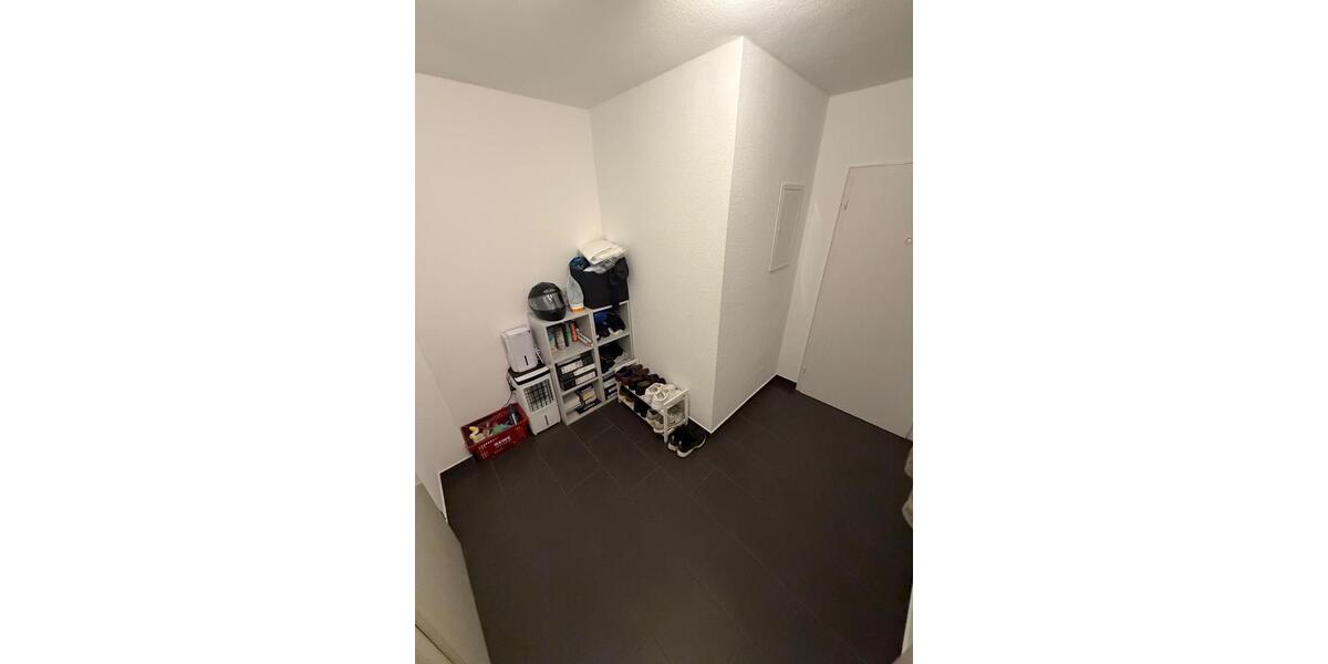 Dachgeschoßwohnung Düsseldorf Lörick - 1 Zimmer, 35 m&sup2;, 750&euro; | Angebot:27571757