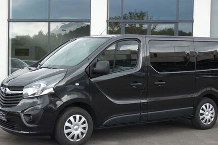 Opel Vivaro 174.995 km 14.690 &euro; Bochum 44807