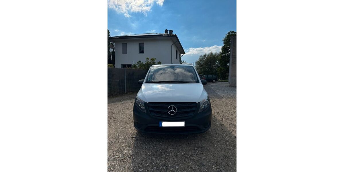 Mercedes-Benz Vito 170.250 km 9.600 &euro; Düsseldorf 40221