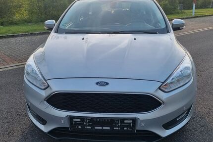 Ford Focus 158.857 km 8.300 &euro; Neuss 41470