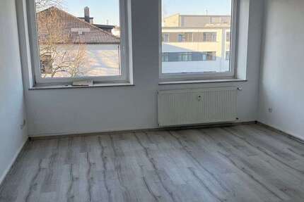 Wohnung Mülheim an der Ruhr - 3 Zimmer, 76 m&sup2;, 570&euro; | Angebot:26109744