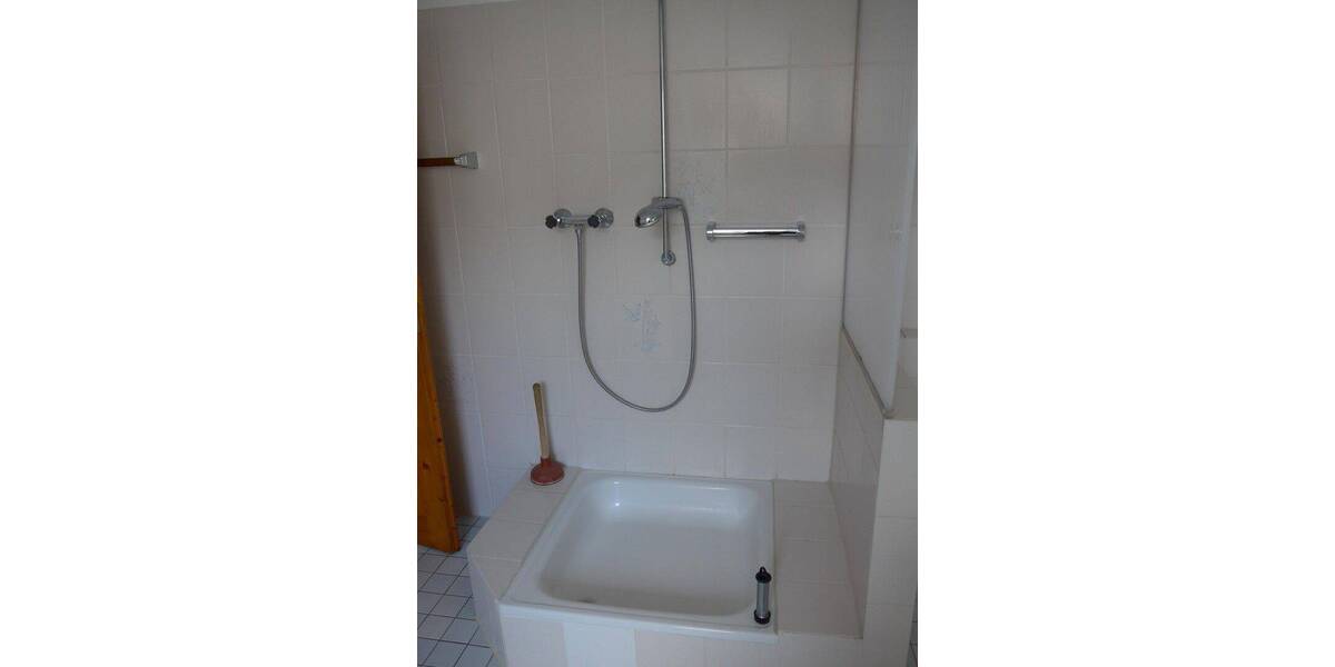 Etagenwohnung Witten Mitte - 3 Zimmer, 85 m&sup2;, 700&euro; | Angebot:26819956