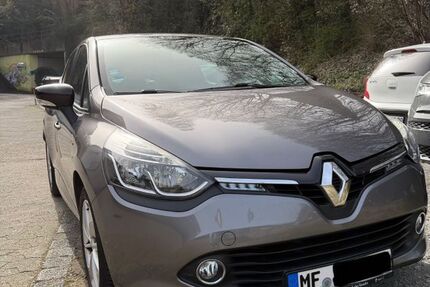 Renault Clio 112.000 km 6.999 &euro; Erkrath 40699