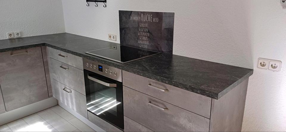 Etagenwohnung Duisburg Huckingen - 1 Zimmer, 60 m&sup2;, 650&euro; | Angebot:25616632