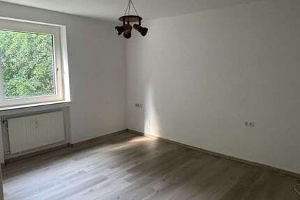 Wohnung Essen Kupferdreh - 2 Zimmer, 60 m&sup2;, 695&euro; | Angebot:27232883
