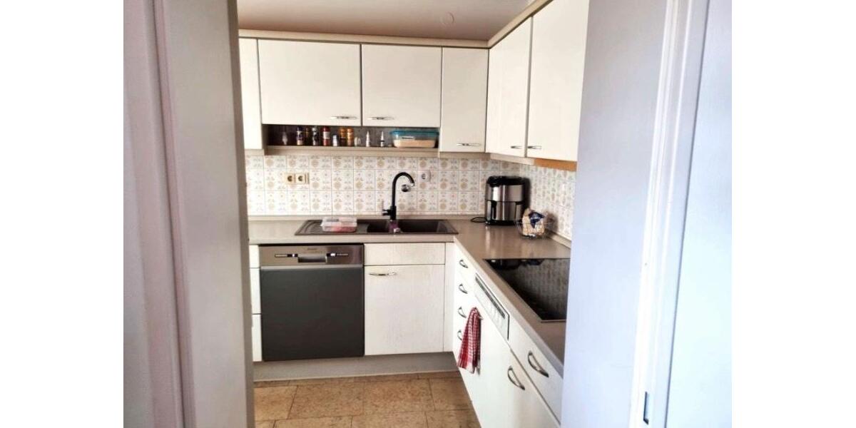 Etagenwohnung Langenfeld (Rheinland) - 4 Zimmer, 120 m&sup2;, 250.000&euro; | Angebot:27499356