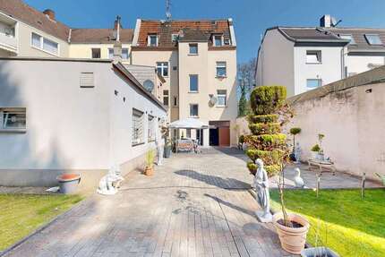 Haus Essen Kray - 14 Zimmer, 410 m&sup2;, 529.000&euro; | Angebot:27217455