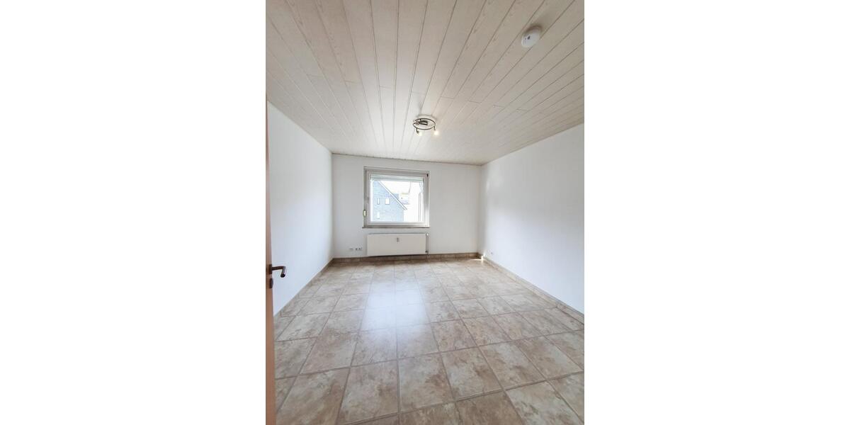 Etagenwohnung Oberhausen Alt-Oberhausen - 3.5 Zimmer, 70 m&sup2;, 490&euro; | Angebot:25918591