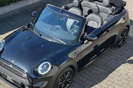Mini John Cooper Works Cabrio 9.954 km 25.999 &euro; Solingen 42651