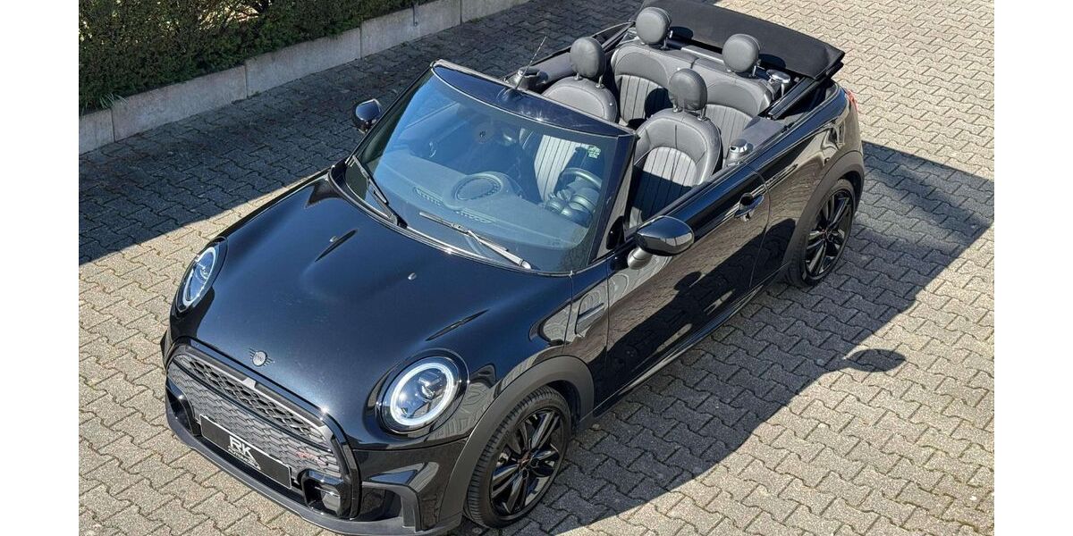 Mini John Cooper Works Cabrio 9.954 km 25.999 &euro; Solingen 42651