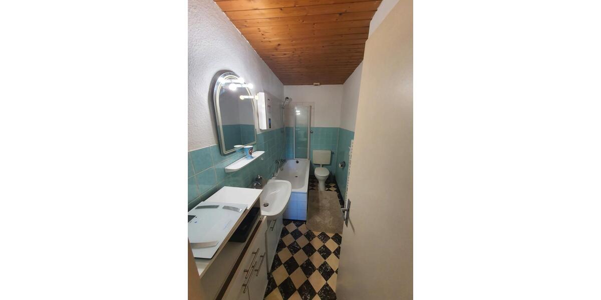 Etagenwohnung Duisburg Duisburg-Mitte - 2 Zimmer, 50 m&sup2;, 710&euro; | Angebot:26461465