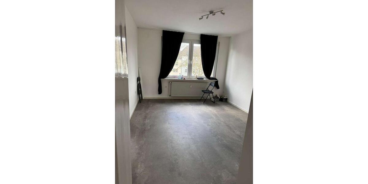 Etagenwohnung Gelsenkirchen Rotthausen - 2.5 Zimmer, 65 m&sup2;, 590&euro; | Angebot:25782996