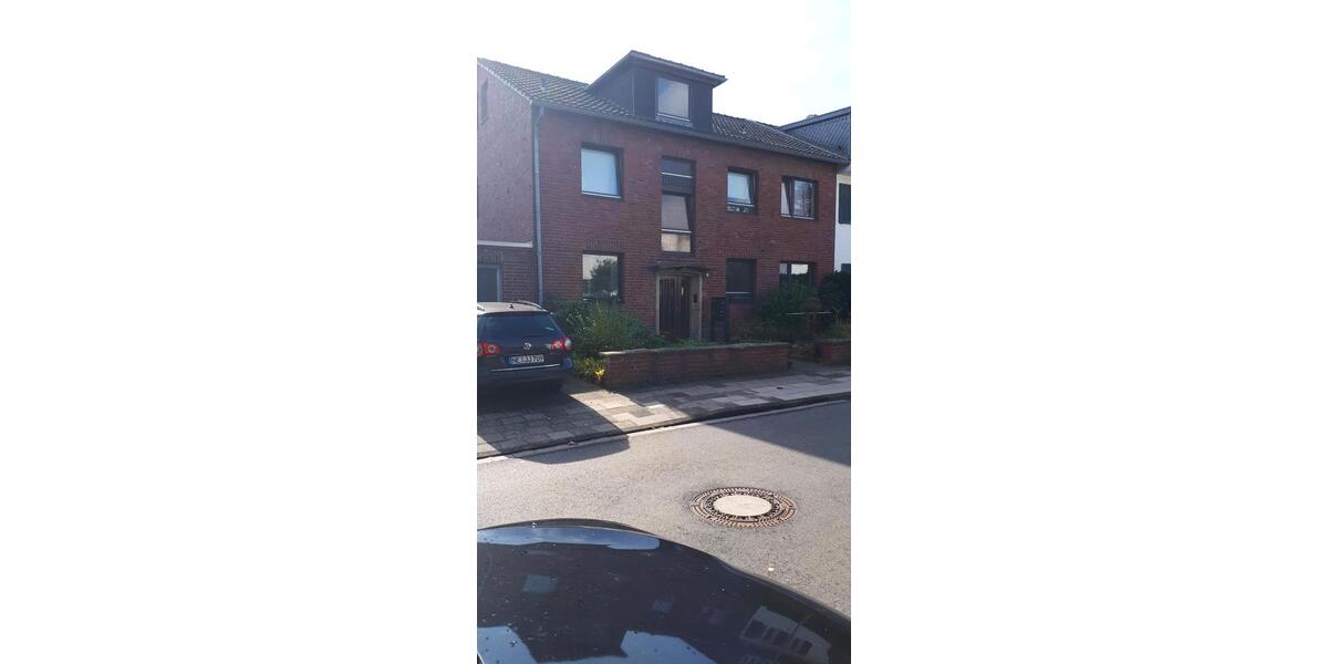 Etagenwohnung Düsseldorf Stadtbezirk 8 - 3 Zimmer, 92 m&sup2;, 890&euro; | Angebot:25960313