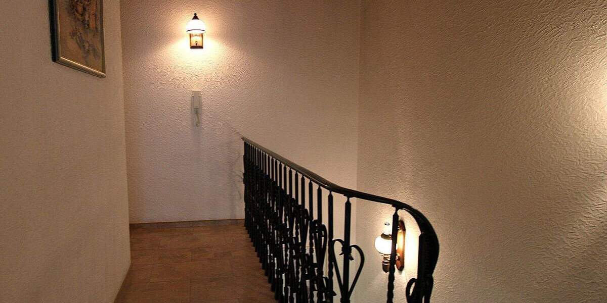 Mehrfamilienhaus, Wohnhaus Gladbeck Zweckel - 6 Zimmer, 150 m&sup2;, 385.000&euro; | Angebot:25775469