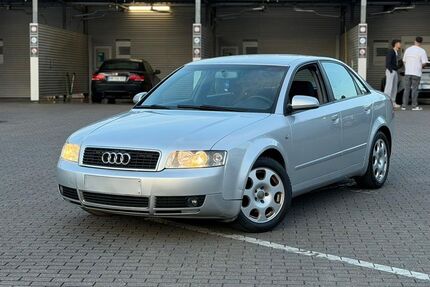 Audi A4 243.000 km 600 &euro; Oberhausen 46145