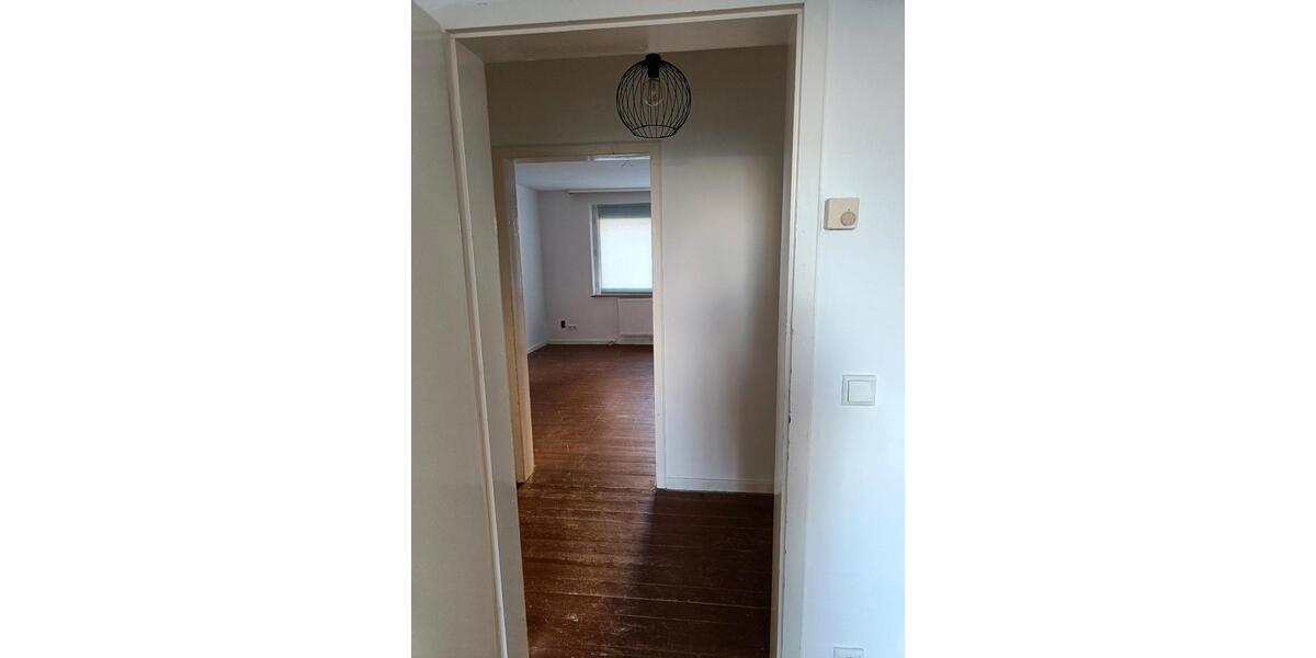 Erdgeschoßwohnung Solingen Mitte - 1 Zimmer, 45 m&sup2;, 590&euro; | Angebot:26545965