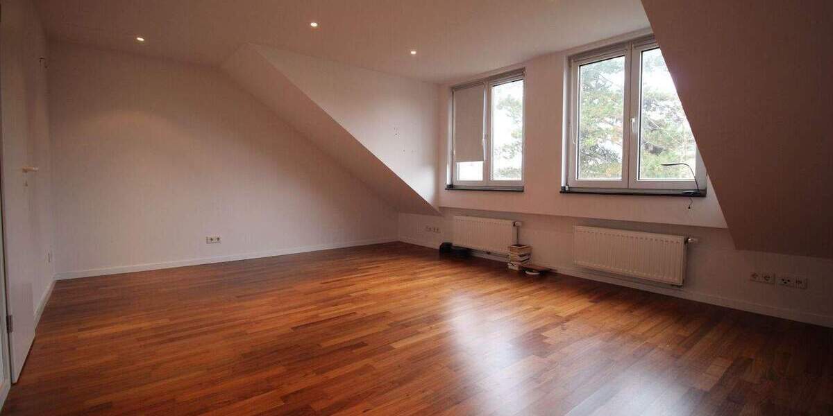 Einfamilienhaus Düsseldorf Stockum - 4 Zimmer, 105 m&sup2;, 750.000&euro; | Angebot:25769451