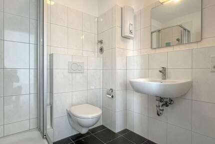 Wohnung Wuppertal Ostersbaum - 1 Zimmer, 38 m&sup2;, 380&euro; | Angebot:27172457