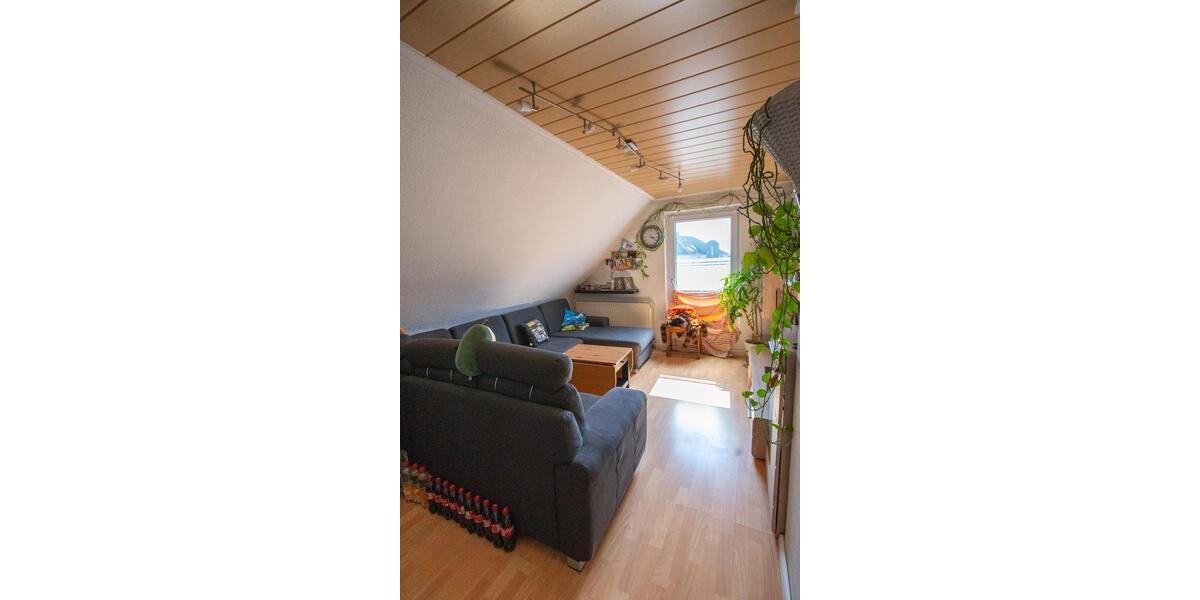 Dachgeschoßwohnung Solingen Ohligs - 3 Zimmer, 50 m&sup2;, 145.000&euro; | Angebot:26875521