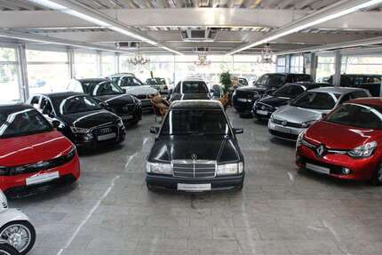 Mercedes-Benz 190 240.000 km 6.990 &euro; Essen 45356