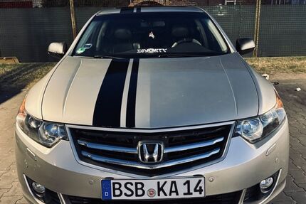 Honda Accord 193.650 km 8.500 &euro; Hagen 58089