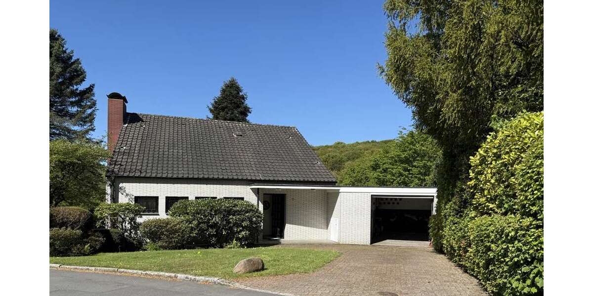 Einfamilienhaus Bochum / Stiepel Stiepel - 6.5 Zimmer, 147 m&sup2;, 780.000&euro; | Angebot:23936695