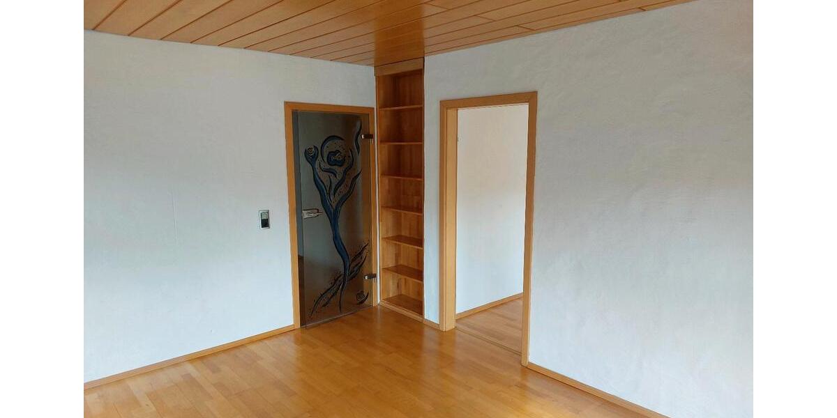 Etagenwohnung Gevelsberg - 4 Zimmer, 110 m&sup2;, 780&euro; | Angebot:25857350
