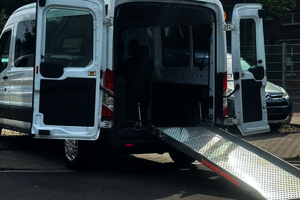 Ford Transit 184.000 km 16.880 &euro; Duisburg 47138