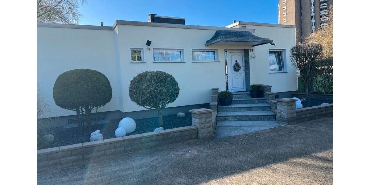 Bungalow Gelsenkirchen Gelsenkirchen-Mitte - 8 Zimmer, 250 m&sup2;, 2.150&euro; | Angebot:26107848