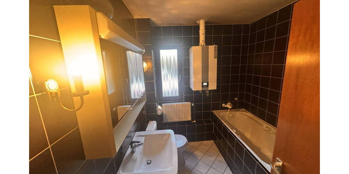 Reihenmittelhaus Düsseldorf Lichtenbroich - 5 Zimmer, 127 m&sup2;, 545.000&euro; | Angebot:26092502