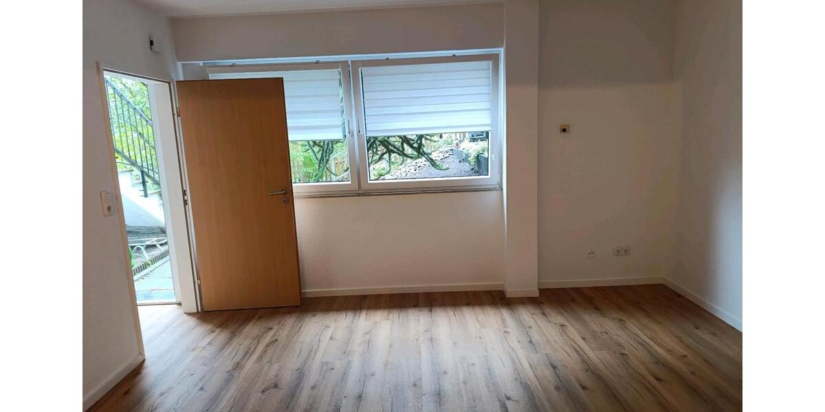 Erdgeschoßwohnung Velbert Pöthen - 1.5 Zimmer, 45 m&sup2;, 400&euro; | Angebot:27582550