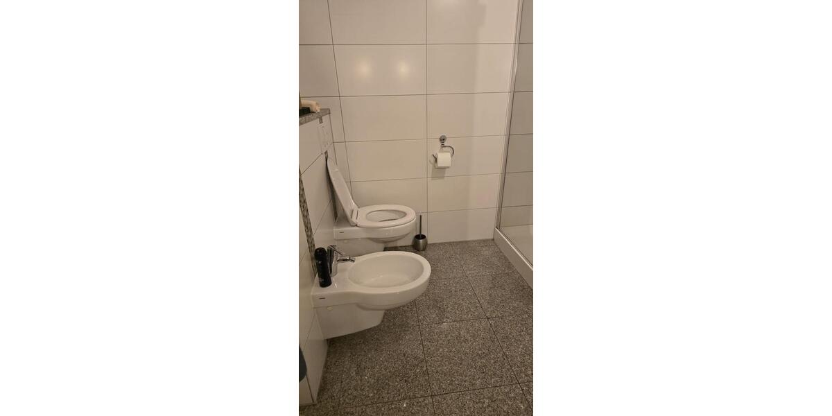 Erdgeschoßwohnung Remscheid Lüttringhausen - 5 Zimmer, 173 m&sup2;, 369.000&euro; | Angebot:27198841