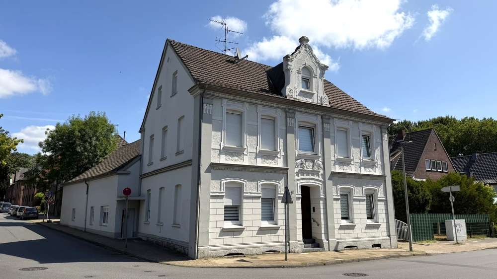 Einfamilienhaus Oberhausen Osterfeld - 9 Zimmer, 278 m&sup2;, 399.000&euro; | Angebot:27565697
