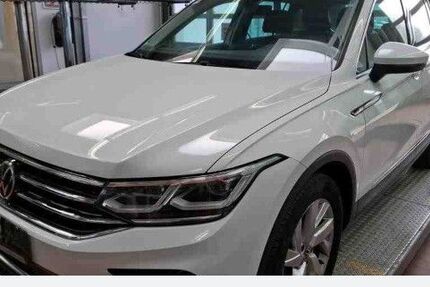 VW Tiguan 72.948 km 27.990 &euro; Gelsenkirchen 45894