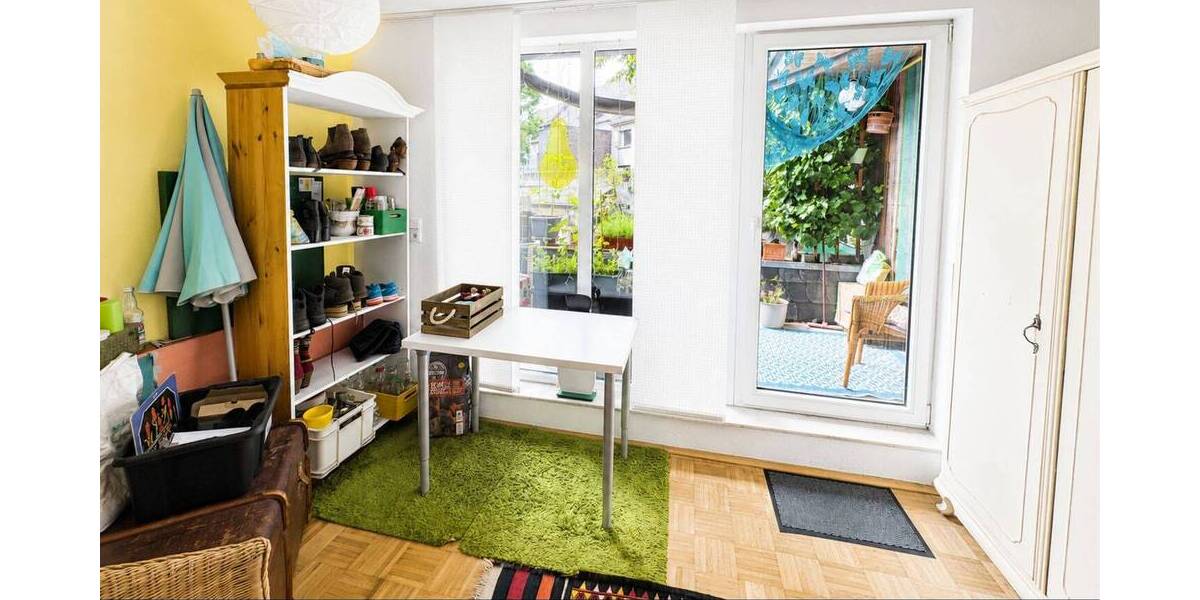 Etagenwohnung Gelsenkirchen Altstadt - 4 Zimmer, 135 m&sup2;, 840&euro; | Angebot:26833485