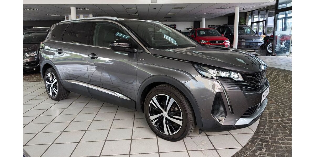 Peugeot 5008 99.960 km 23.399 &euro; Hilden 40721