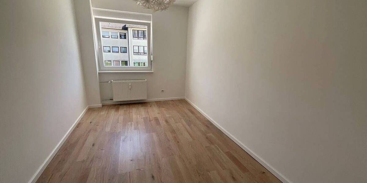 Etagenwohnung Radevormwald Innenstadt - 3 Zimmer, 61 m&sup2;, 529&euro; | Angebot:26826659