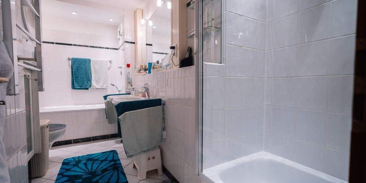 Etagenwohnung Velbert Nierenhof - 2 Zimmer, 74 m&sup2;, 189.000&euro; | Angebot:25683979