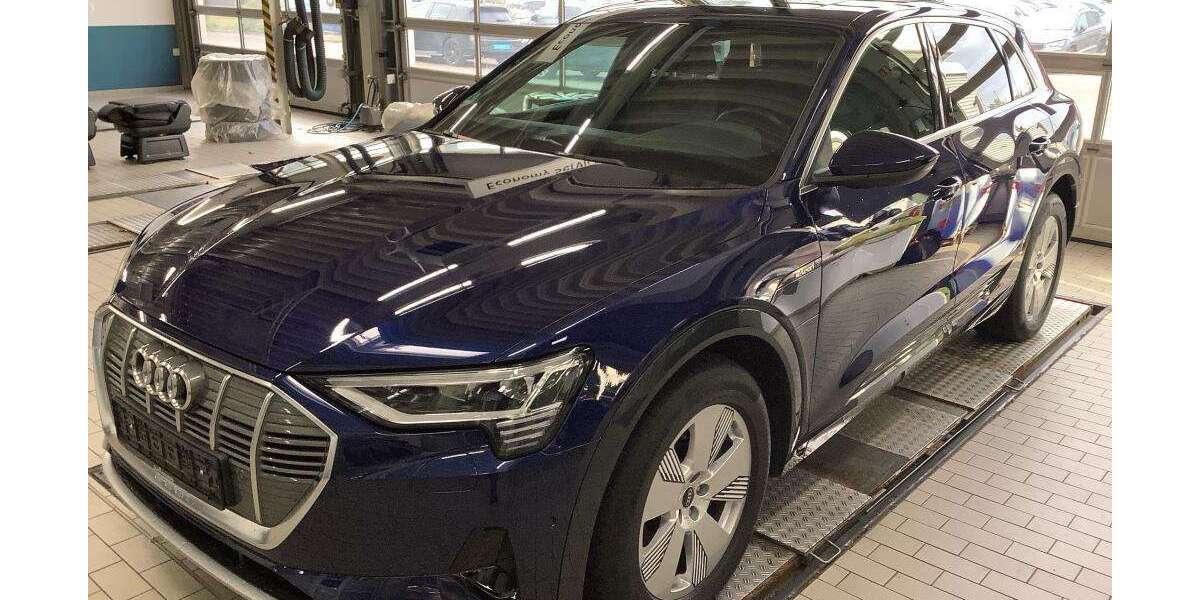 Audi e-tron 59.340 km 36.355 &euro; Hagen 58091