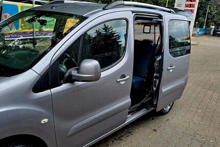 Citroen Berlingo 145.000 km 5.300 &euro; Duisburg 47259