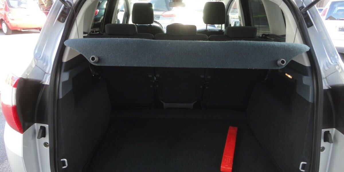 Ford C-Max Champion Editi. Z.Riemen+Ölpumpe+Turbo Neu 131.000 km 5.790 &euro; Neuss 41462