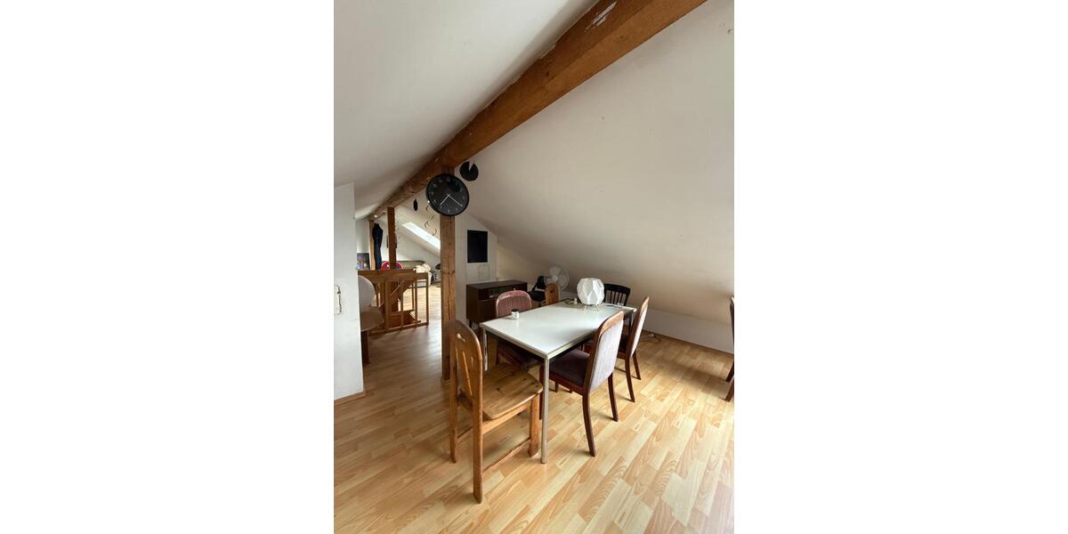 Dachgeschoßwohnung Wuppertal Brill - 1 Zimmer, 20 m&sup2;, 394&euro; | Angebot:25988581