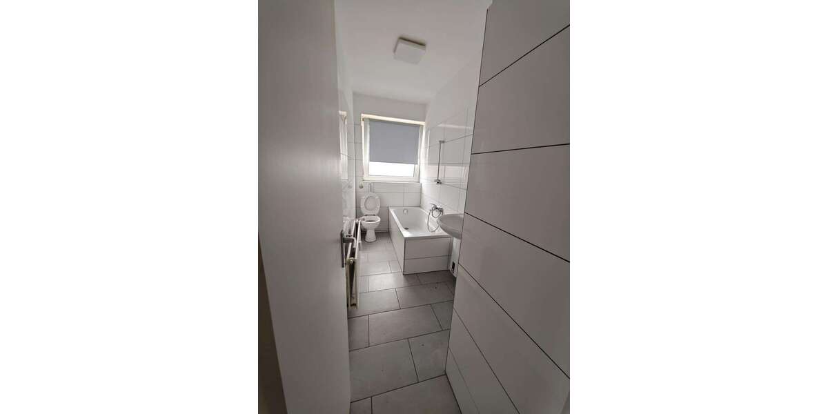 Etagenwohnung Essen Stadtbezirk VI - 3 Zimmer, 73 m&sup2;, 730&euro; | Angebot:26071260