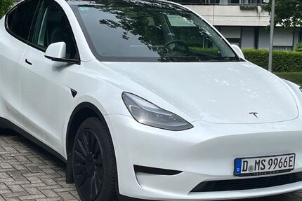Tesla Model Y 75.000 km 30.900 &euro; Erkrath 40699