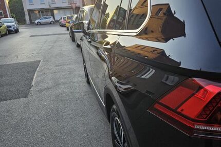 VW Tiguan 123.000 km 22.799 &euro; Duisburg 47137